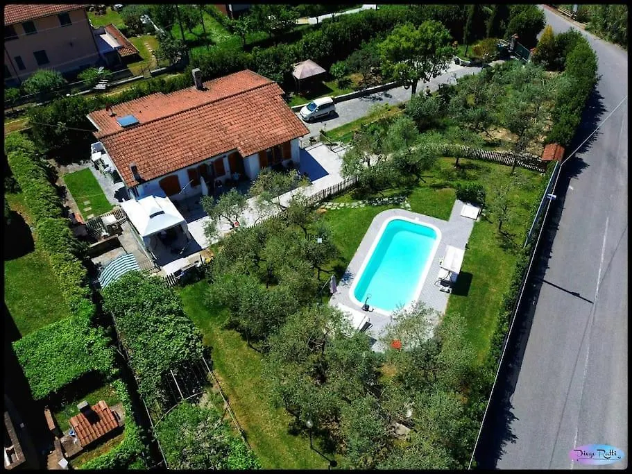 Futuro Parco Nel Centro Lägenhet Sarzana